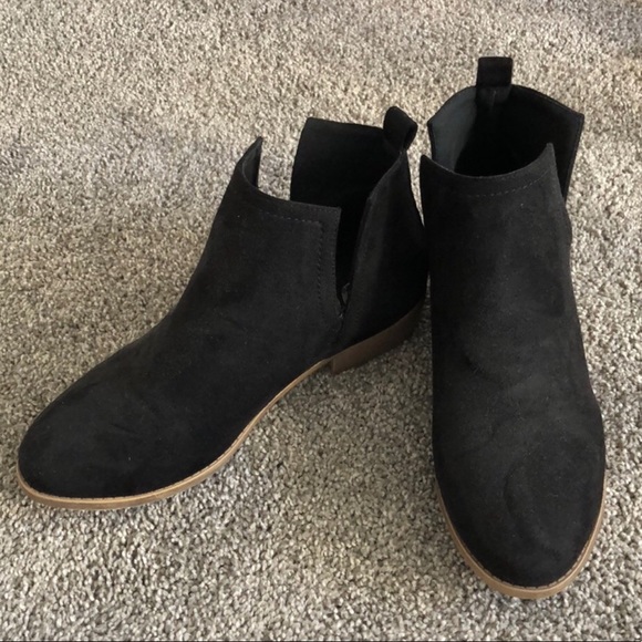 Journee Collection Shoes - Journee black booties